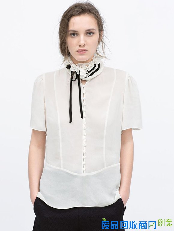 换了新创意总监后的Gucci 成了2015年潮流发起者