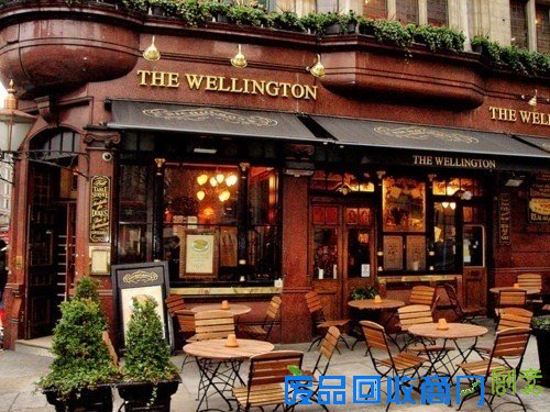 街头拐角的浪漫小咖啡店 高清唯美摄影