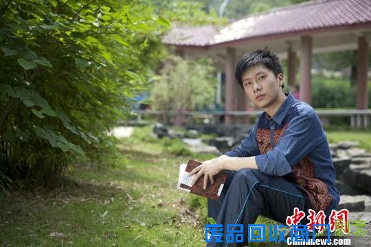 作家林卓宇赴美攻读创意写作期待写出自己的文学