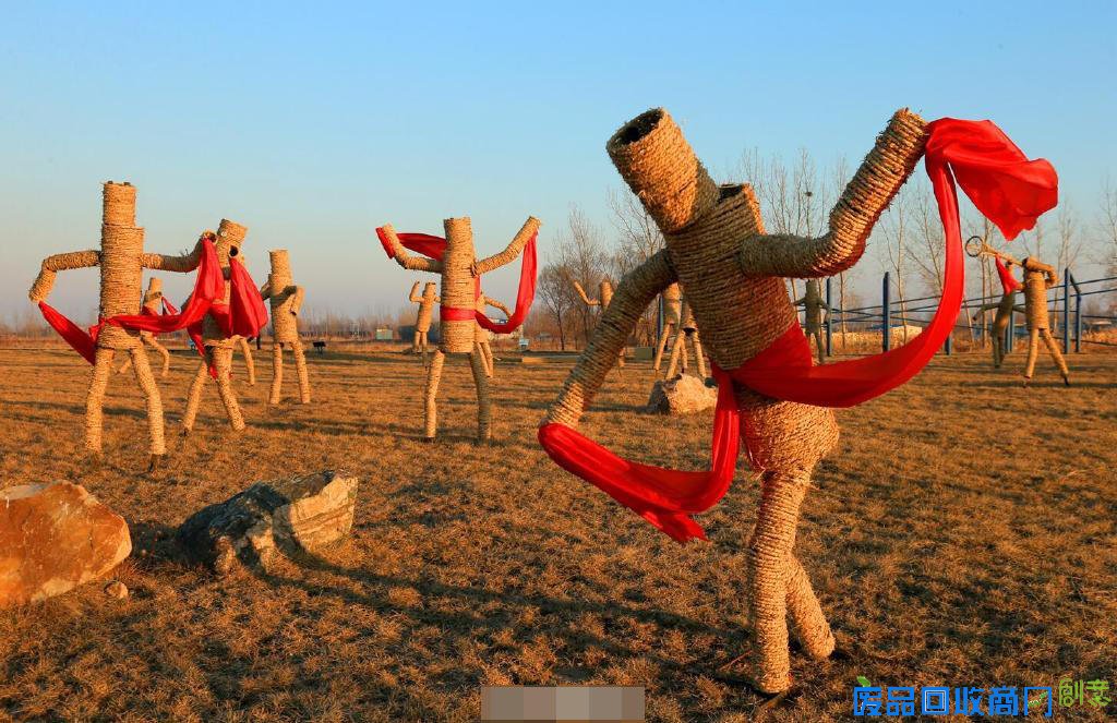 盘点2015年的动物表情 妙趣横生的另类温馨可爱（图）