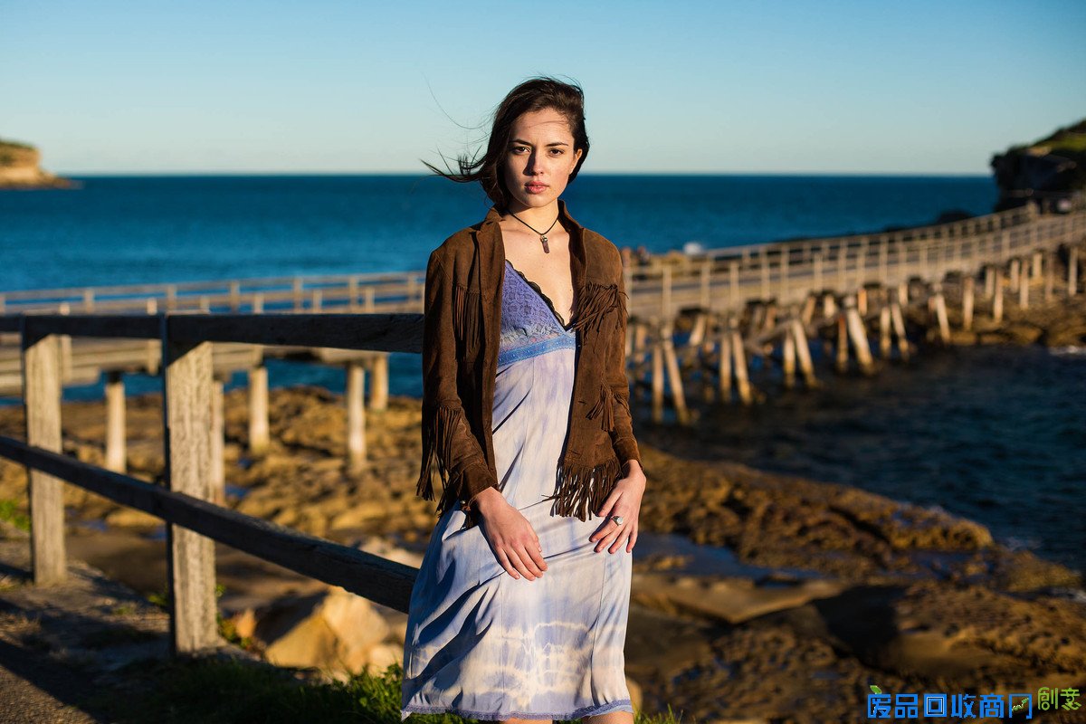 摄影师带你领略世界各地美女风采