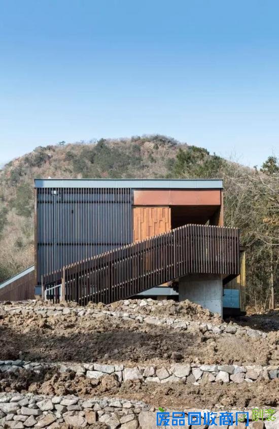 在南京，连厕所都这么文艺唯美