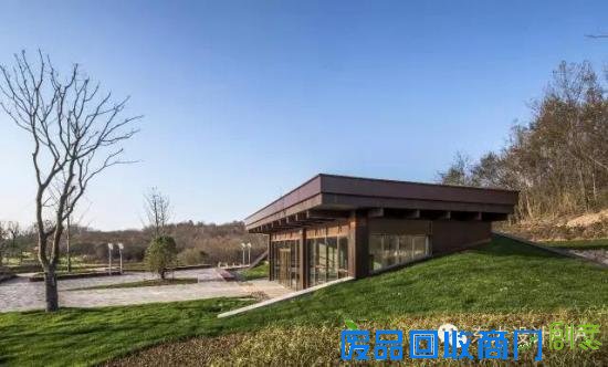 在南京，连厕所都这么文艺唯美