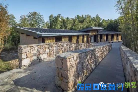 在南京，连厕所都这么文艺唯美