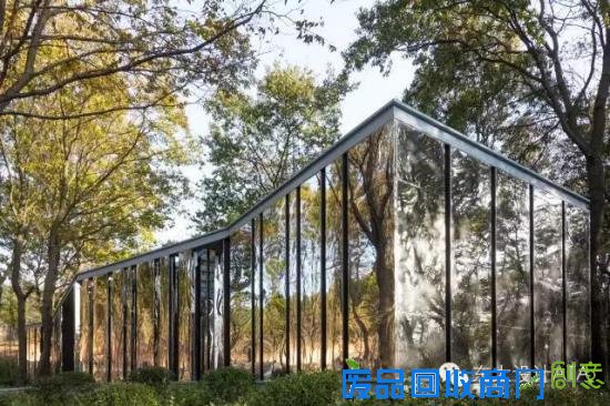 在南京，连厕所都这么文艺唯美