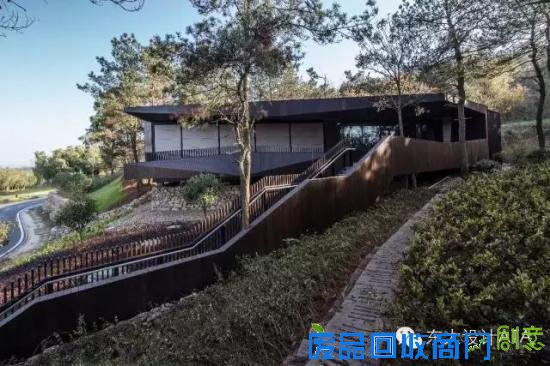 在南京，连厕所都这么文艺唯美