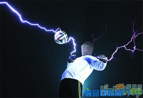 跨年夜玩创意合肥银泰中心将上演裸眼4D灯光秀