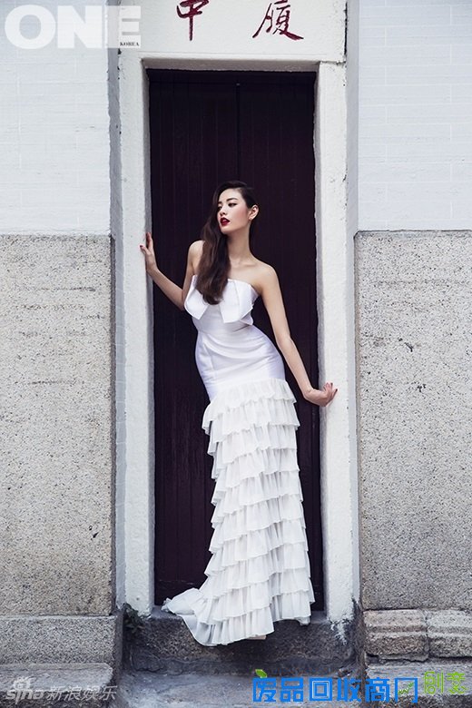 流口水！世界第一美NANA写真 大长腿完美九头身