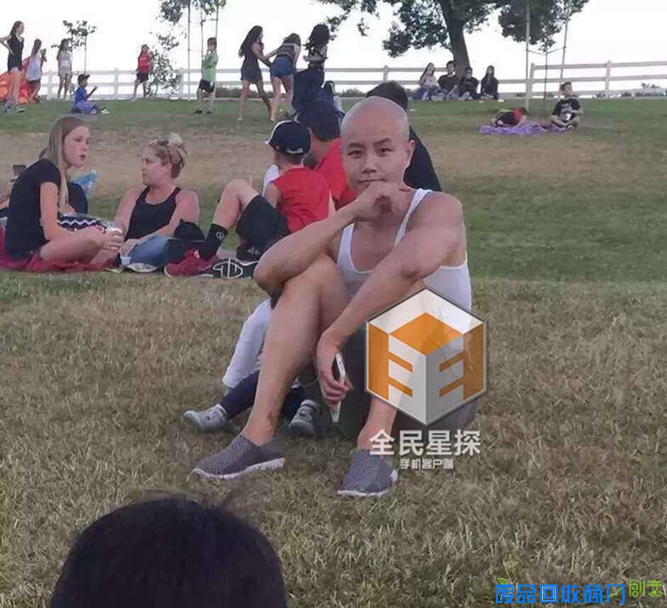 乐嘉2岁小女儿首曝光 水灵乖巧十分可爱(组图)