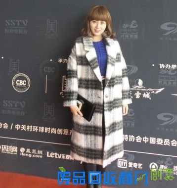 吴诗曼红毯造型萝莉可爱青春活力抢镜(图)