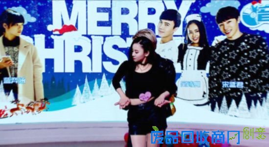 吴诗曼红毯造型萝莉可爱青春活力抢镜(图)