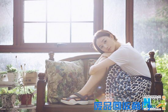 组图：郭晓婷开年清新写真 纯真阳光美女少女