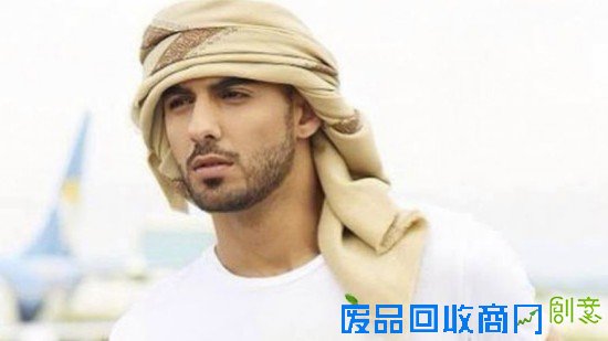 因太帅遭沙特驱逐男子晒女友照片全球女粉丝心碎