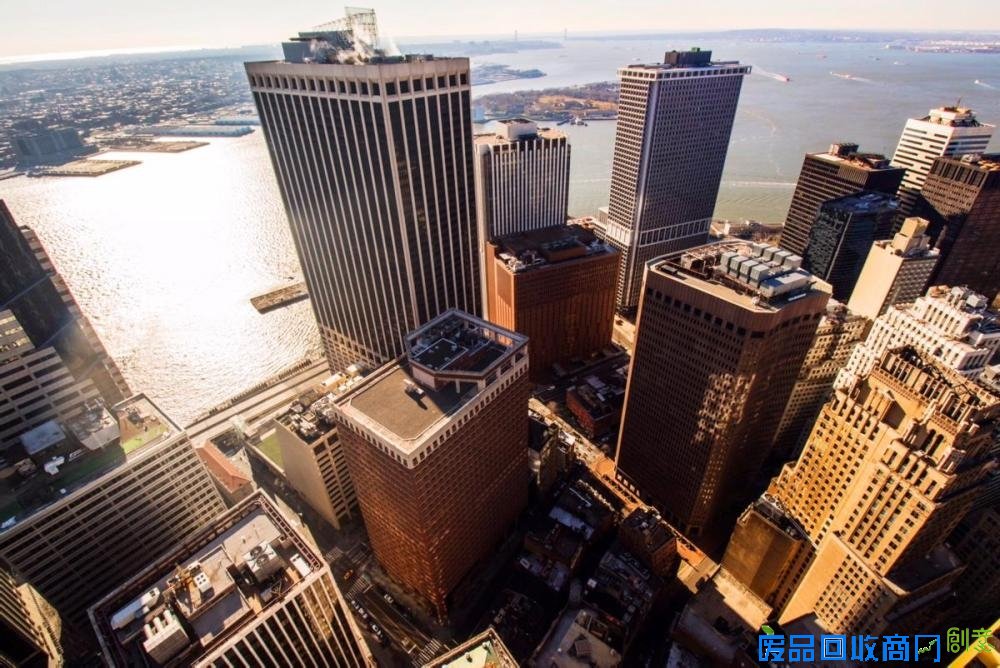 换个角度看纽约：美摄影师摩天高楼俯拍全城