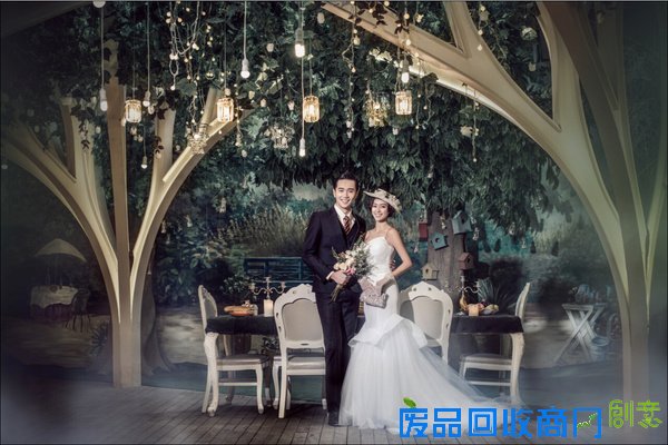 北京婚纱摄影；婚纱影楼和摄影工作室的利与弊