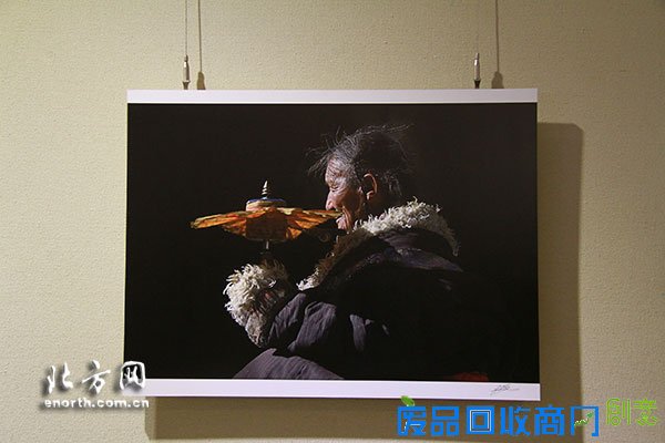 站台10人藏区主题视觉艺术展 倾听藏地深呼吸