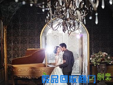 男人和女人对古典婚纱照欣赏不同