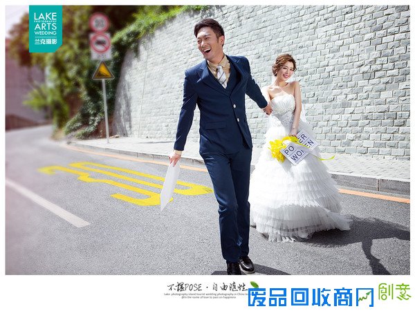 大连婚纱摄影拍婚纱照时新娘如何拍出模特般的优雅