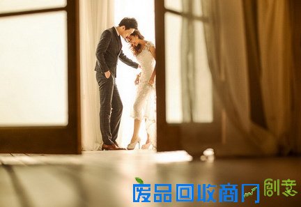 八月照相馆解析什么样的内景婚纱照欣赏最好看