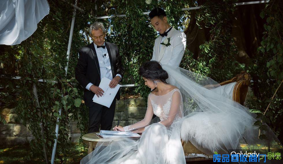 王阳明蔡诗芸唯美婚纱照浪漫温馨