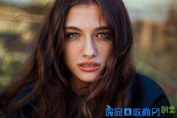 摄影师环游60国绘制美女地图：专拍正妹