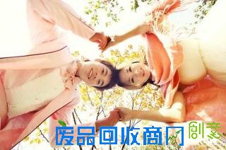 巧用构图与美姿 剑走偏锋拍好唯美人像