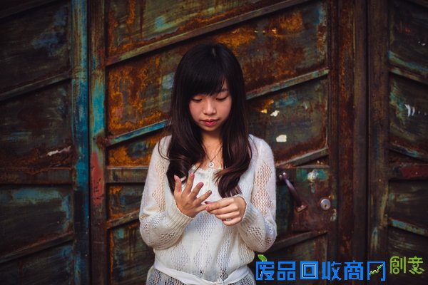 告诉你个人写真怎么拍才漂亮，几个拍摄人物好看的摄影技巧