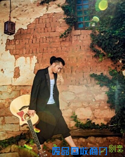 颜振豪玩跨界 首个创意logo震惊设计圈(组图)