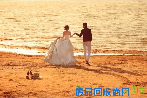 北京婚纱摄影；婚纱照经典造型盘点