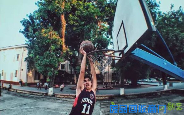 朋友圈里好看的照片都是怎么拍的?看完毁三观