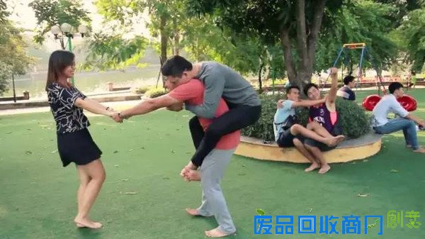 朋友圈里好看的照片都是怎么拍的?看完毁三观