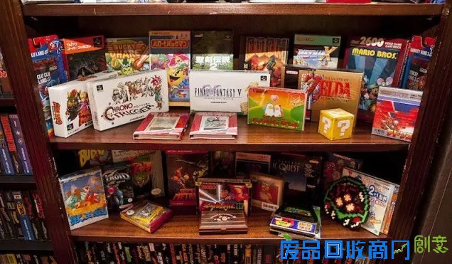 [图]史上“最佳女友”：一屋子收藏4600款游戏