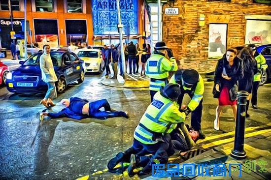 能将街头醉汉拍成世界名画 摄影师请收下我的膝盖