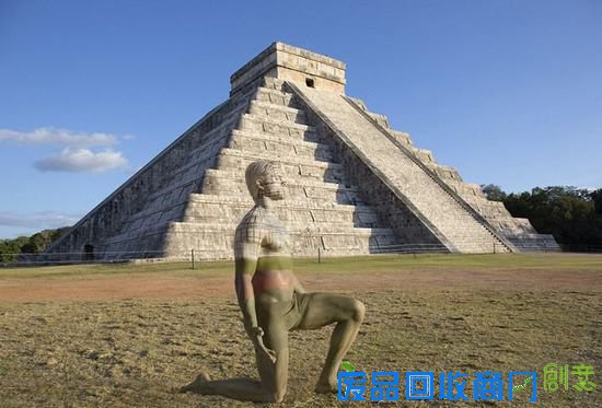 美国35岁人体绘画艺术家特瑞娜·梅里(Trina