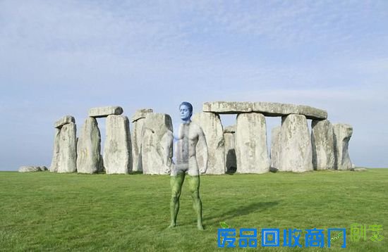 美国35岁人体绘画艺术家特瑞娜·梅里(Trina