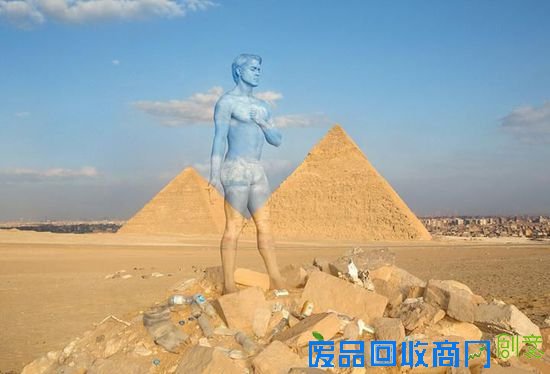 美国35岁人体绘画艺术家特瑞娜·梅里(Trina