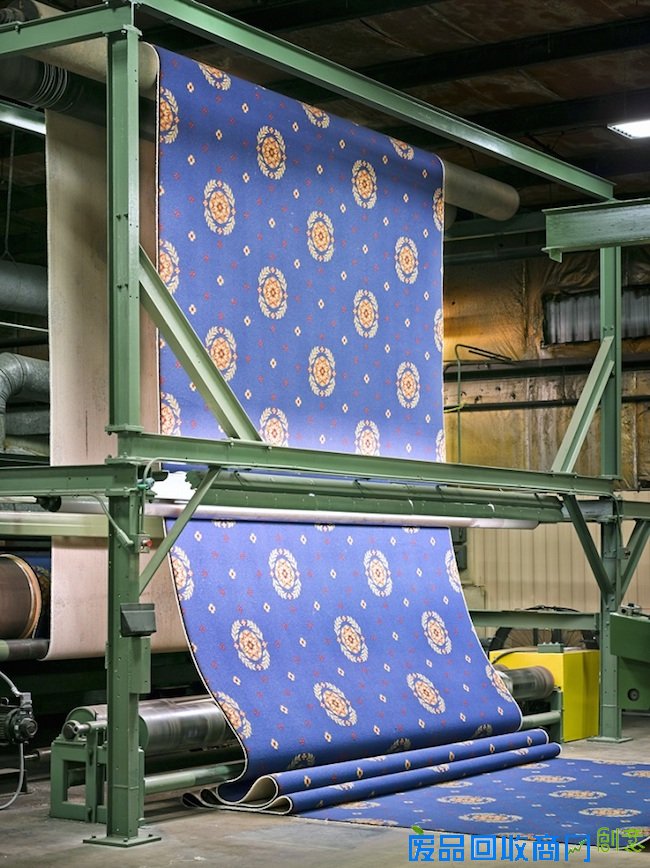 千丝万缕勾勒出美好一面 “纺织厂之美”摄影集