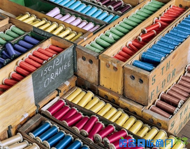 千丝万缕勾勒出美好一面 “纺织厂之美”摄影集