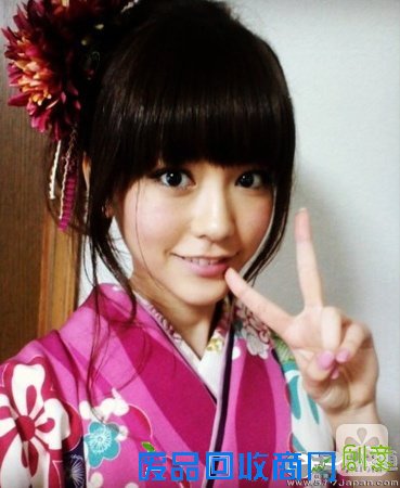 桐谷美玲分享成人礼照片 网友惊叹容颜不改