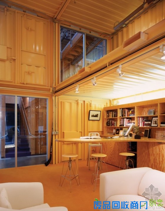 集装箱和帐篷结合会出现怎样的创意办公室 集装箱和帐篷结合会出现怎样的创意办公室