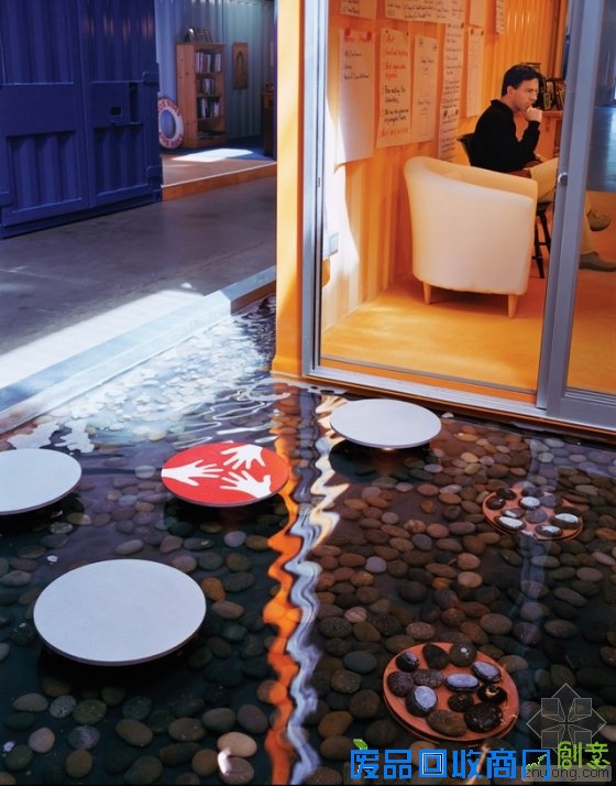 集装箱和帐篷结合会出现怎样的创意办公室 集装箱和帐篷结合会出现怎样的创意办公室