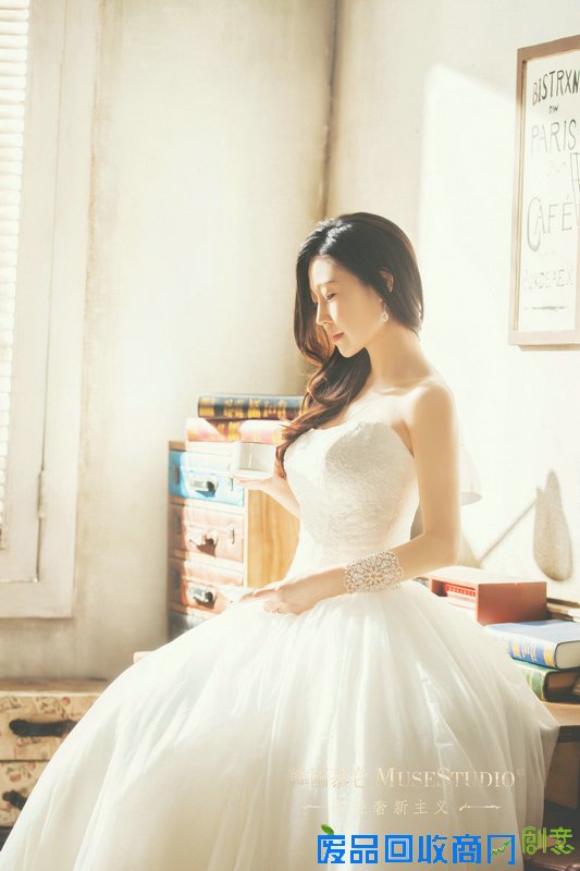 【韩国慕色】余思潞婚纱照给你不一样的视觉盛宴