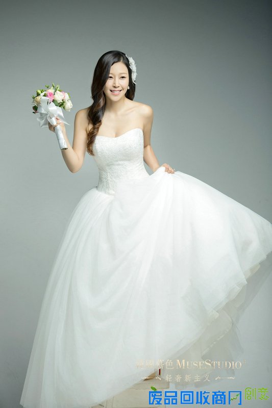 【韩国慕色】余思潞婚纱照给你不一样的视觉盛宴