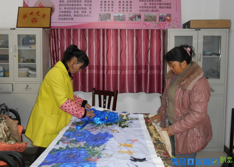 十三团八连开展手工刺绣班提升妇女手工技能