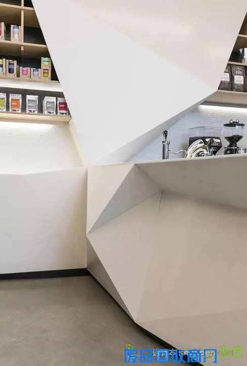 ODIN酒吧咖啡馆，不仅仅时尚还很创意！设计概念满分的时尚咖啡馆