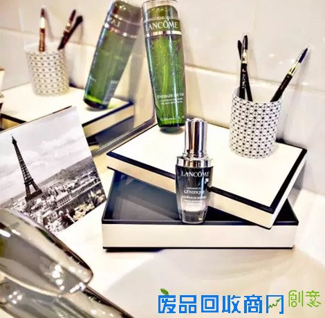 兰蔻小黑瓶是什么 关于"小黑瓶"你需要知道的五件事