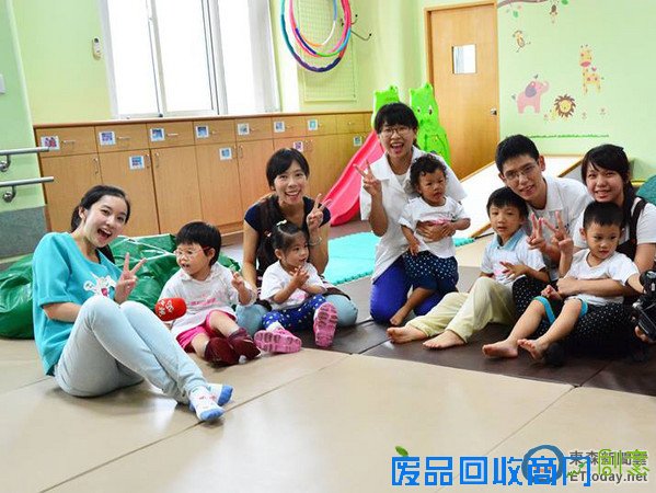 美女主播李佳玲採訪身障兒 被「6部校車」震撼