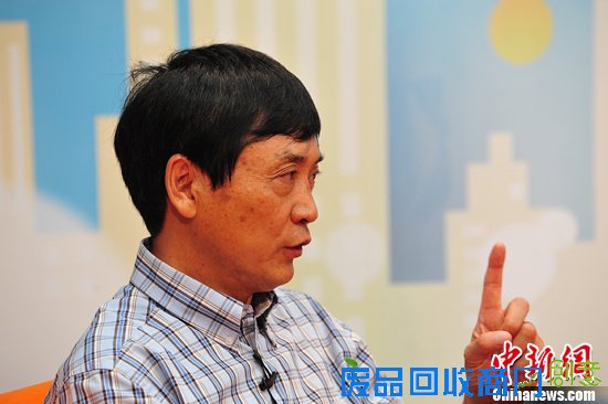 曹文轩谈“最悲伤作文”:必须得到关注 可写成感人的故事(图)-文化时评-