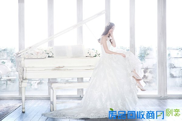 怎么挑选适合的杭州婚纱