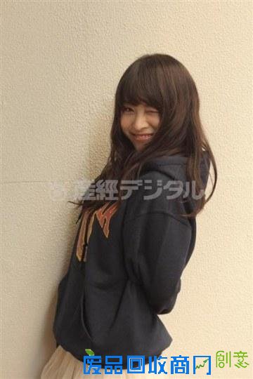 真白富美!上坂堇母校推出校花写真集